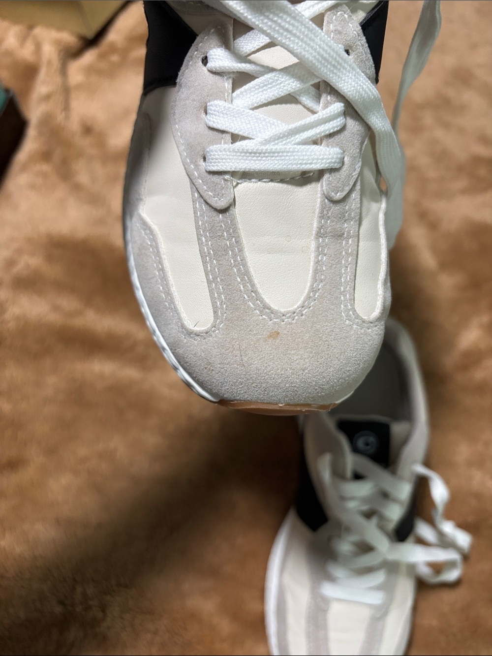 Casual White & Gray Women’s Chouiss Sneakers with Black Accent - Picture 7 of 7